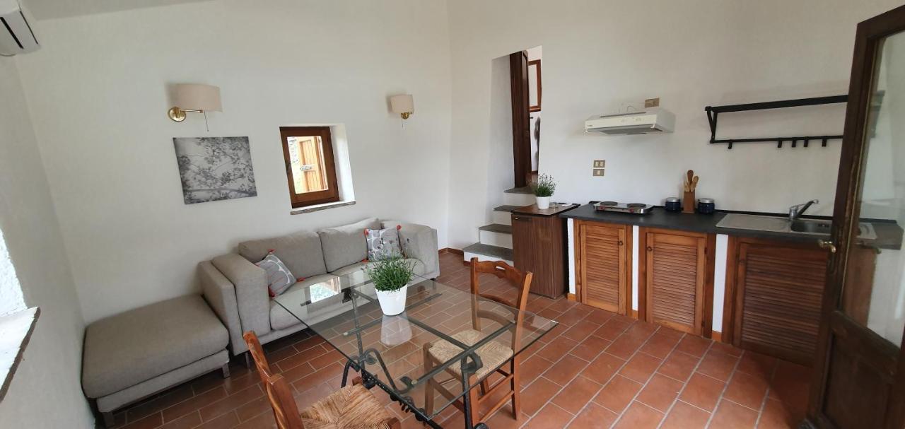Poloturisticoumbria Rustico Con Piscina Vista Lago Пассиньяно-суль-Тразимено Экстерьер фото