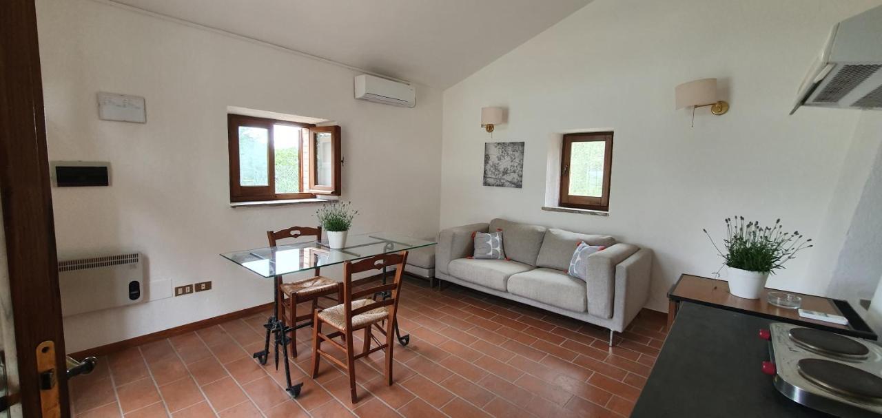 Poloturisticoumbria Rustico Con Piscina Vista Lago Пассиньяно-суль-Тразимено Экстерьер фото